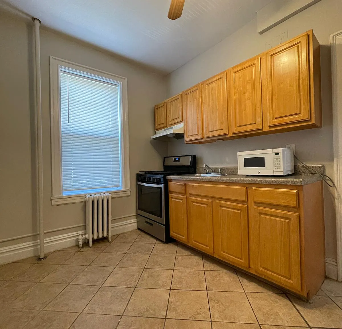 164 Sterling Ave — Photo 1