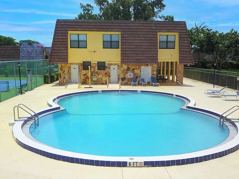484 Springdale Cir #48D — Photo 59