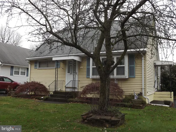 403 Sweetbriar Ave, Hamilton, NJ 08619