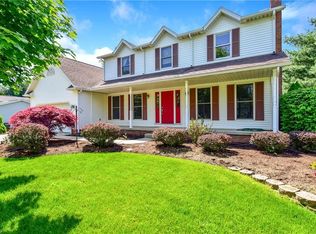 302 Wyandotte Trl SW, Hartville, OH
