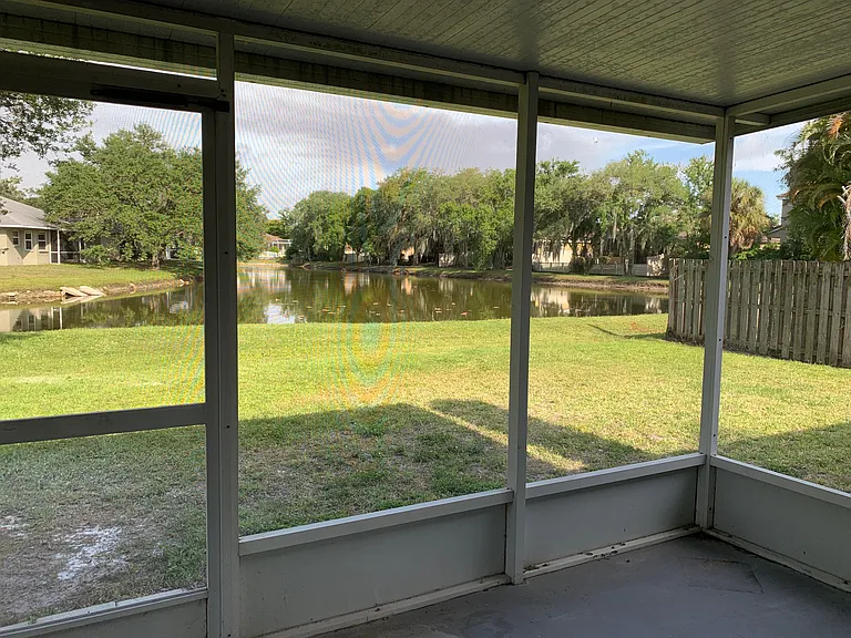 2193 Cork Oak St E — Photo 25