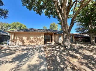 1408 Sunny Glen St, Fort Worth, TX 76134