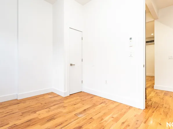 257 Hart Street image 6 of 21