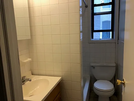 Rented by Friedman Roth Realty | media 6