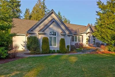 3rd image of 4915 N Foxglove Dr NW
