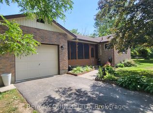 31 Ridge Rd, Prince Edward County, ON K0K2T0