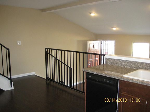 2nd image of 648 Coronado Ave