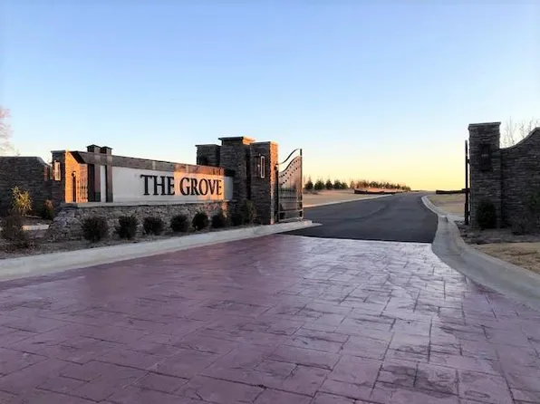 474 Graham Ave, Florence, AL 35630