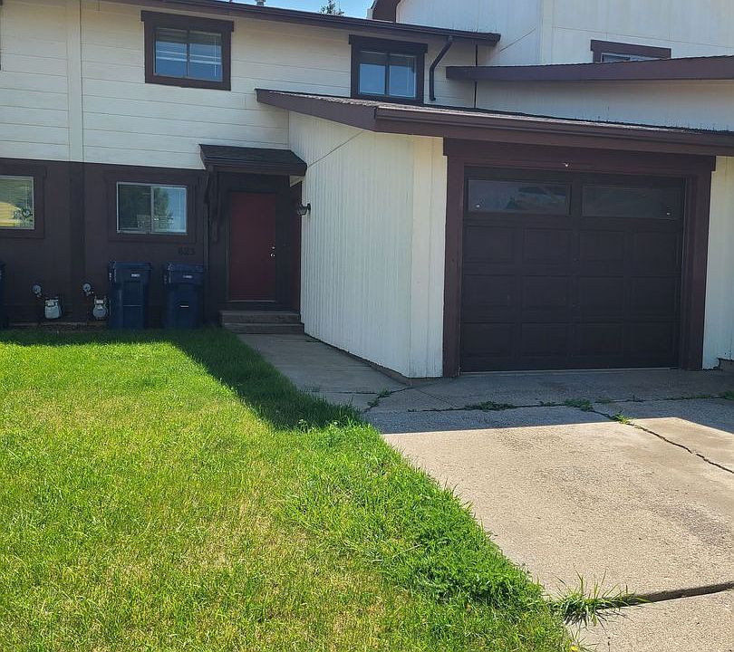 1st image of 623 Willow Creek Ct