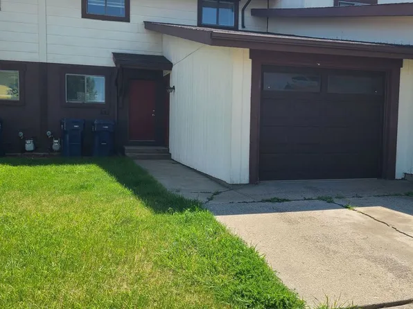 623 Willow Creek Ct, Great Falls, MT 59405