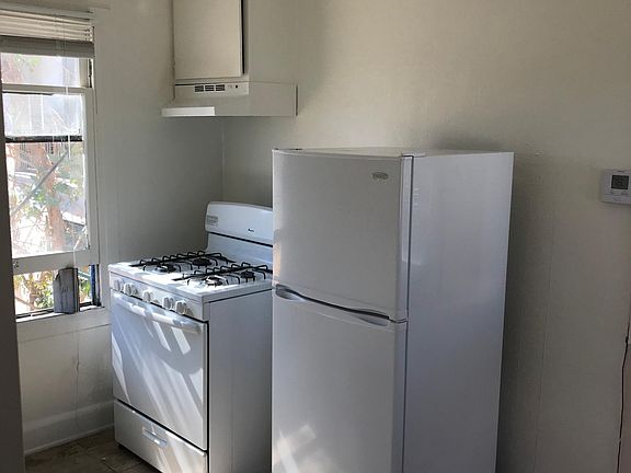 4th image of 1217 9th St APT 11