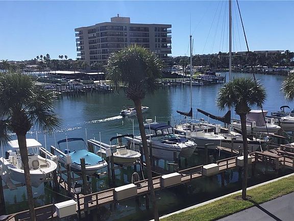 4th image of 1621 Gulf Blvd APT 108
