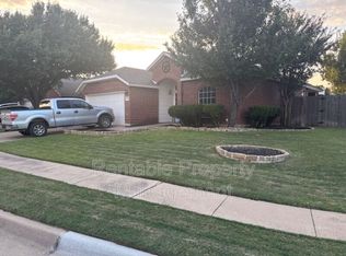 12352 Silvermist Trl, Burleson, TX 76028