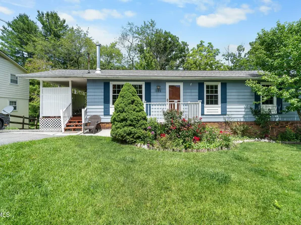 121 Beverly Ave SW, Wise, VA 24293