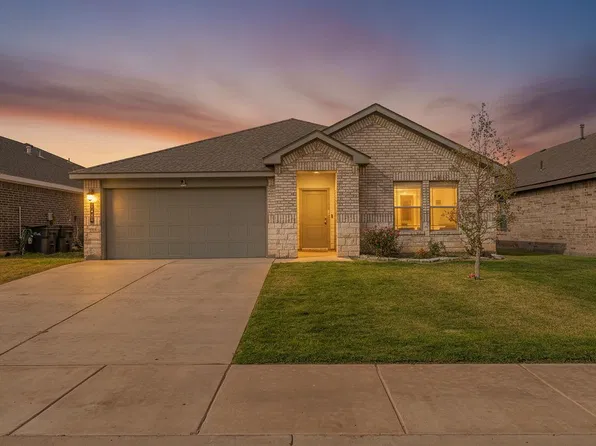 7804 92nd St, Lubbock, TX 79424