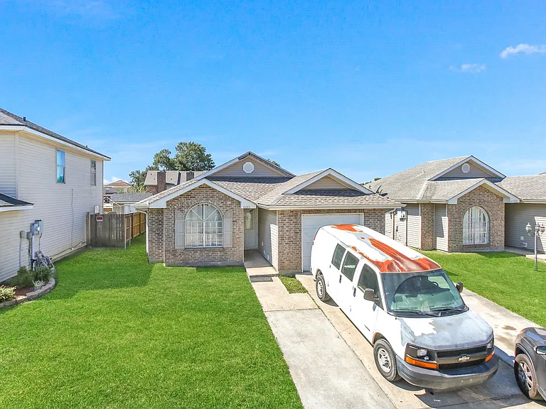 4136 Lac Street Pierre Dr — Photo 1