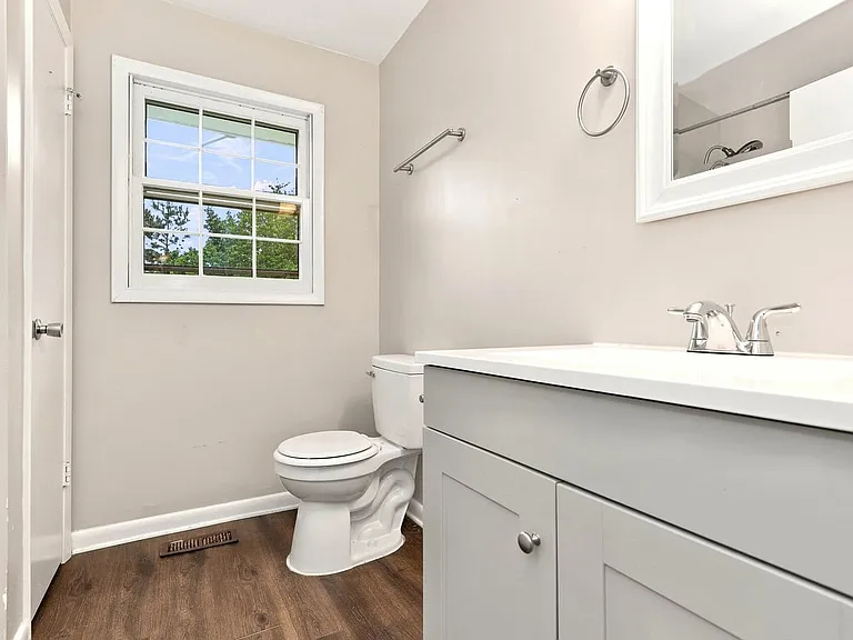 8611 Belews Creek Rd — Photo 6