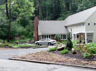 783 Old State Rd, Berwyn, PA 19312