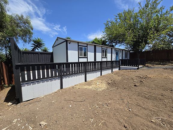2nd image of 1846 Klauber Ave #3