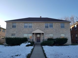 5635 W Capitol Dr, Milwaukee, WI