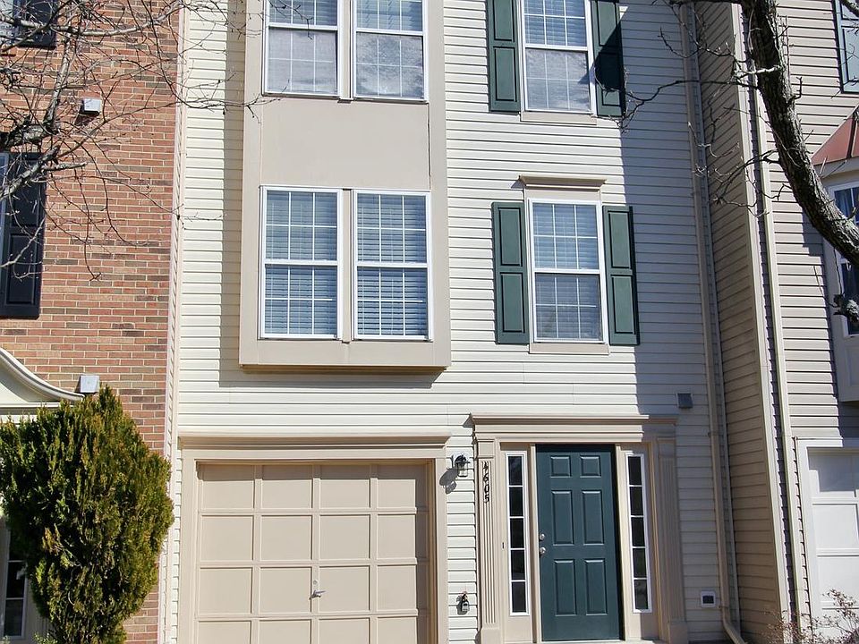 1st image of 4605 Turnberry Dr