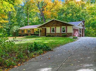 W209N13422 Robinhood Dr, Richfield, WI 53076