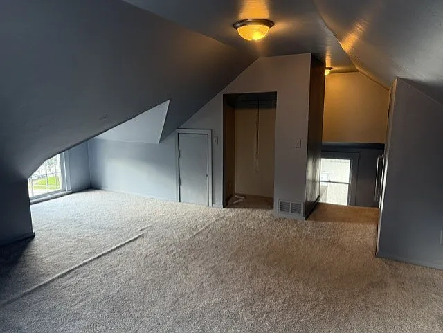1005 S 38th St — Photo 14