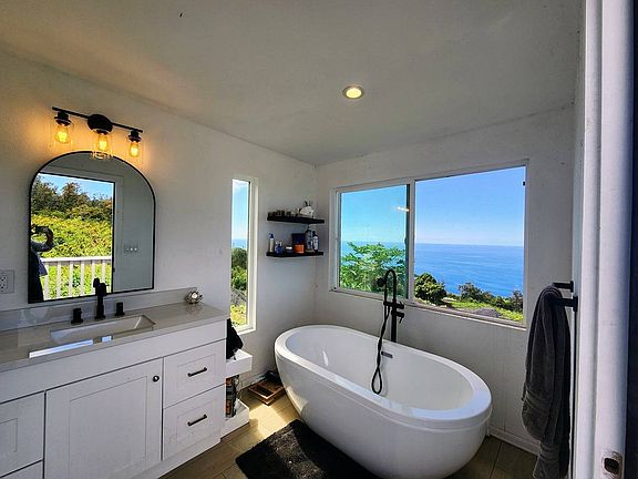 5th image of 87-2793 Mamalahoa Hwy