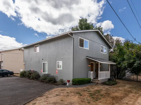 515 S 8th St APT 9, Saint Helens, OR 97051