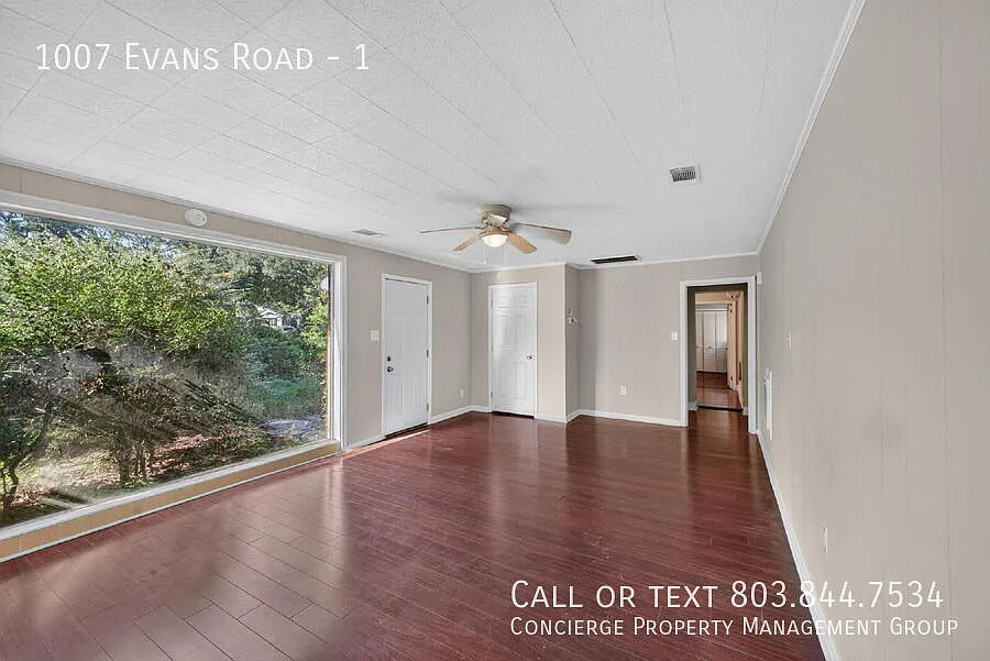 Adorable boho-style duplex in Aiken Estates! — Photo 2