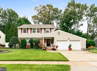 1039 Standish Dr, Turnersville, NJ 08012