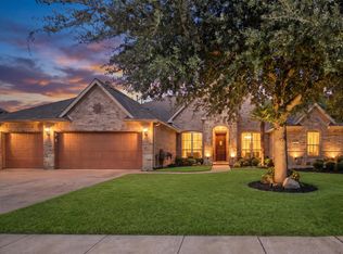 1100 Starleaf Dr, Mansfield, TX 76063