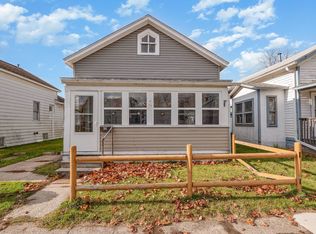 820 Fitzhugh St, Bay City, MI 48708