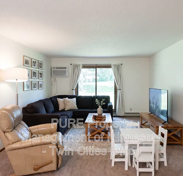 5607 Green Circle Dr #106 — Photo 3
