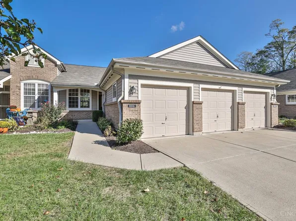 886 Southmeadow Cir, Cincinnati, OH 45231