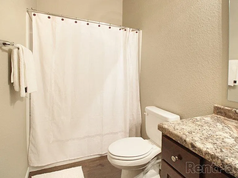 Brookledge Apartments — Photo 14