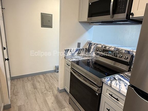5th image of 125 Franklin Ave APT 313