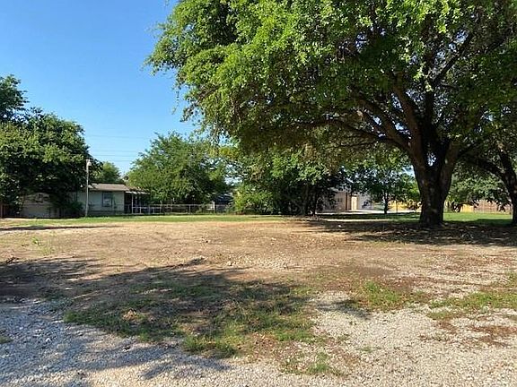 5th image of 104 Hackberry Ln Lot 19