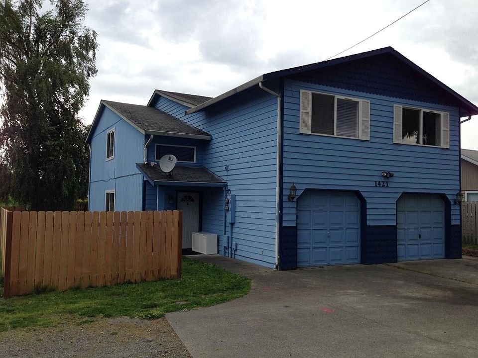 1st image of 1421 B St SE