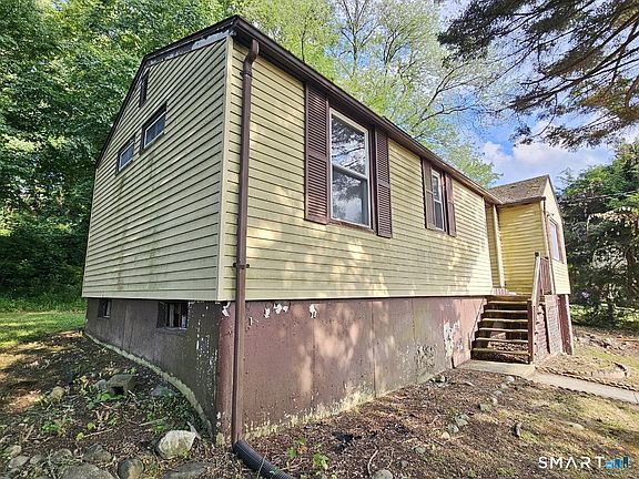 3rd image of 66 Chesterfield Avenue