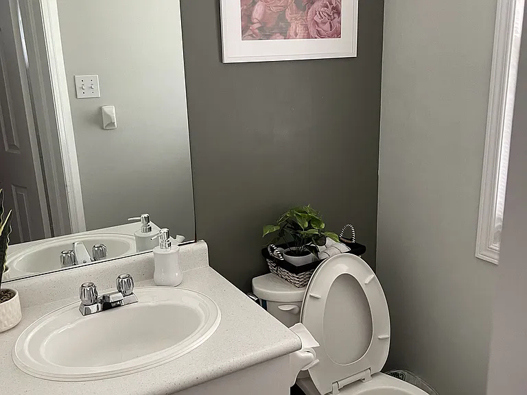 33 Phair Cres #1 — Photo 12