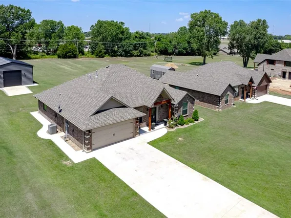 1707 N 4th Ave, Purcell, OK 73080