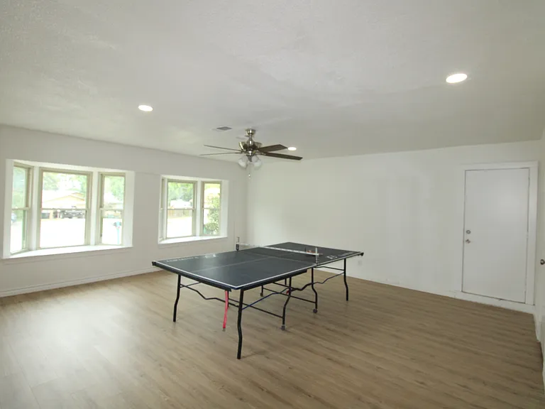 3807 Briarhaven St — Photo 8