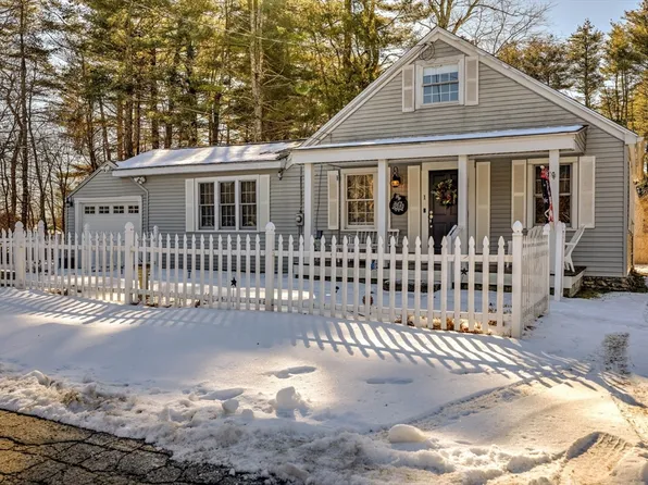 1 Lake View Ave, Brookfield, MA 01506