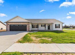 300 Seabiscuit Dr, Sikeston, MO 63801