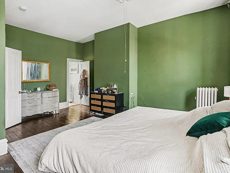 231 Boas St — Photo 18