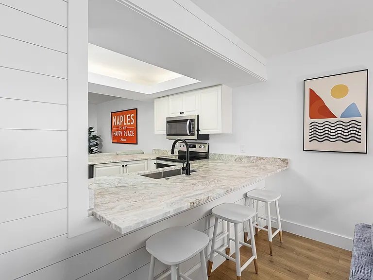 50 Seagate Dr #302B — Photo 11