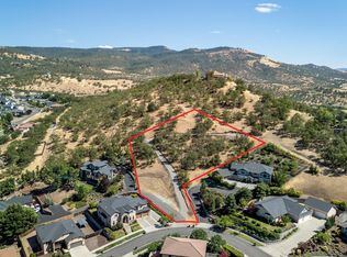 138 Monterey Dr, Medford, OR 97504