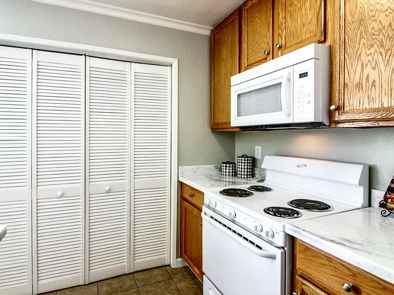 2313 Saidel Dr #1 — Photo 6