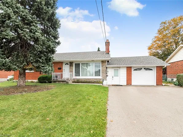 13 Meadowvale Ave, Hamilton, ON L8G 2L7